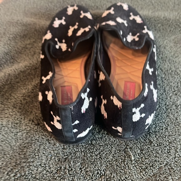 Isaac Mizrahi poodle needlepoint loafers size 6 - Picture 4 of 4